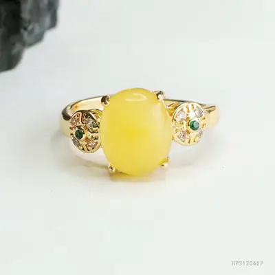 Guan Yu Natural Amber Finger Ring Honey Wax Ancient Style