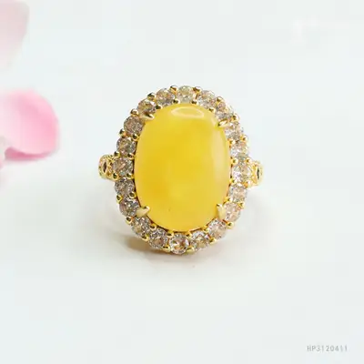 Guan Yu Natural Amber Ring with Beads