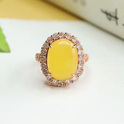 Aiyu Natural Amber Ring Honey Wax Court Style Jewelry