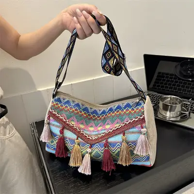 Women Ethnic Tassel Shoulder Bag 2023 New