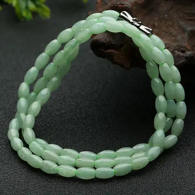 Green Rice Shaped Jade Necklace for Women