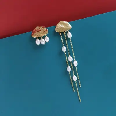 Asymmetric Pearl Cloud Earrings for Women