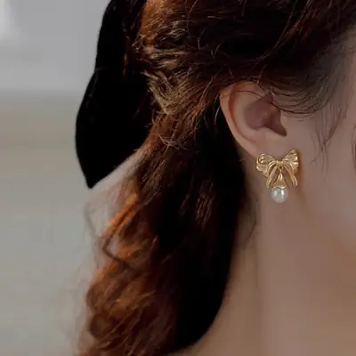 Golden Bow Pearl Earrings Vintage Elegant