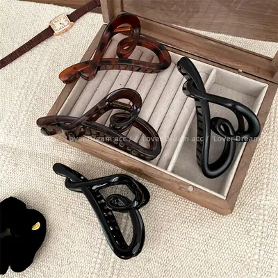 South Korea Ins Style Hair Clips for Women Brown Black Irregular Heart Design