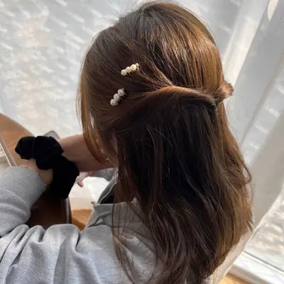 Natural Pearl Hairpin Comb for Bangs & Top Inverted Style