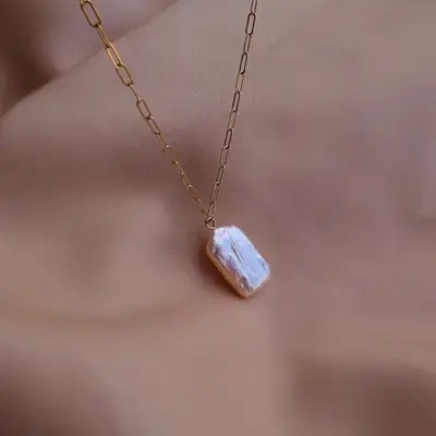Gold Pearl Clavicle Necklace for Women