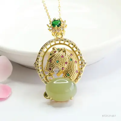 Guan Yu Jade Pendant Clear Water Leopard Necklace