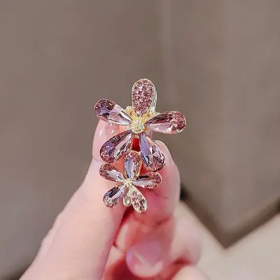 Sweet Flower Hairpin with Zircon Duckbill Clip