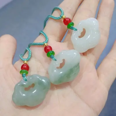 Tianshan Cui Ruyi Double Sided Green Jade Pendant Set