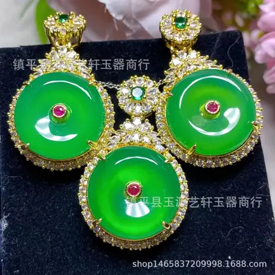 Wholesale Silver Plated Ice Green Chalcedony Safety Buckle Pendant