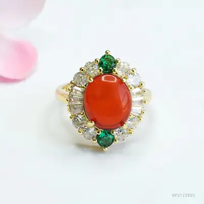 Guan Yu Natural Amber Claw Setting Ring for Women
