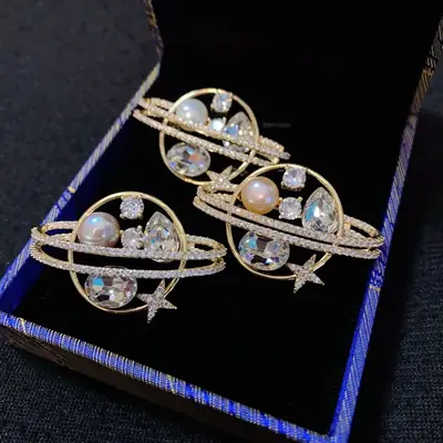 Cosmic Pearl Brooch for Men Women Couple Luxury Pins
