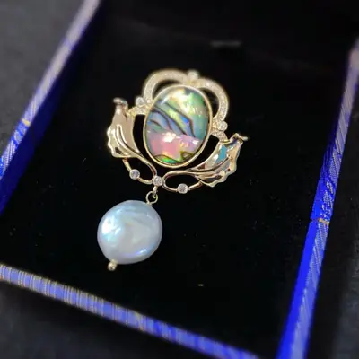 Middle Ancient Pin Crown Abalone Shells Mirror Freshwater Pearl Corsage National Style Brooch Design Sense Niche Advanced Light Luxury