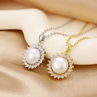 Women's Pearl Sunflower Necklace with Micro-Inlay