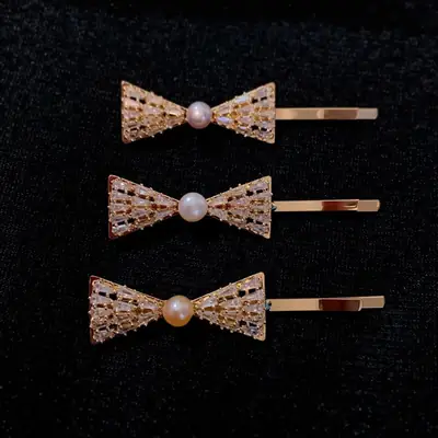 Celebrity Hairpin Women's Pearl Clip Bangs