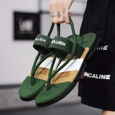 Cross-Border Summer New Beach Flip-Flops Men's Fashion Outdoor Men's Thick-Soled Sandals Foreign Trade Sandals Customization