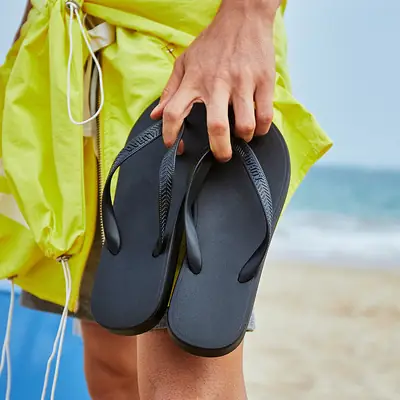 Men's Green Flip Flops Beach Wear Non-Slip Heel