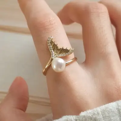 Natural Freshwater Pearl Fishtail Ring for Women