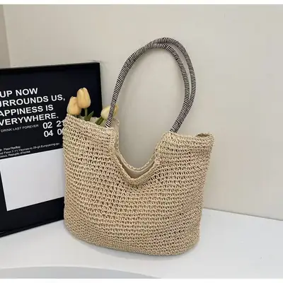 Women's Handmade Straw Shoulder Bag Large Capacity
