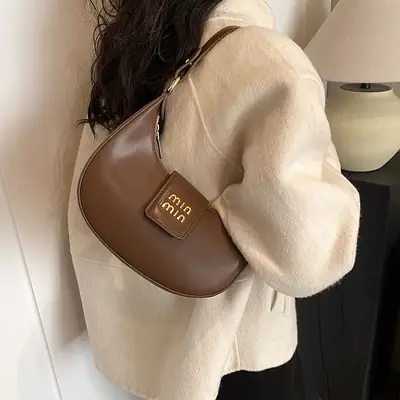 Women's Retro Crossbody Bag Brown Leather Commuter Style