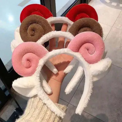 Cute Face Wash Headband with Red Roses for Women