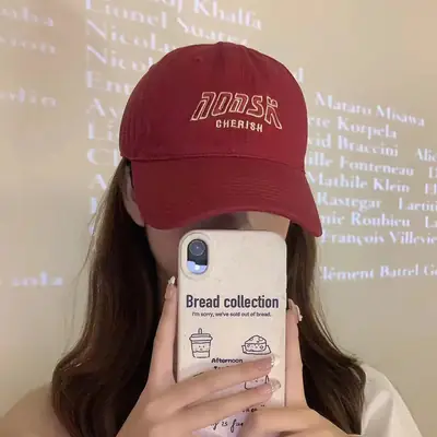 Women Red Letter Baseball Cap with Phone Cover