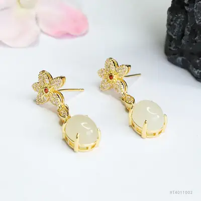 Guan Yu Jade Claw Earrings Flower Design Gold Plated