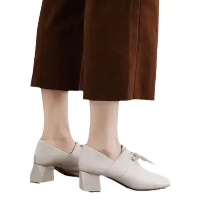 Women's White Chunky Heel Lace-Up Shoes