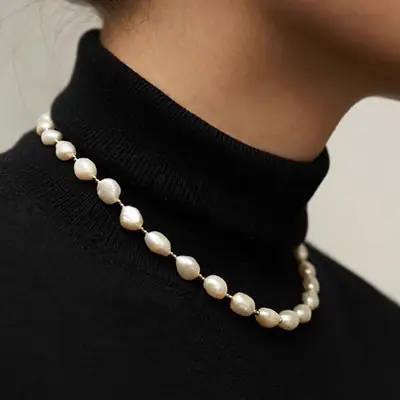 Elegant Pearl Necklace Set for Women Autumn Winter