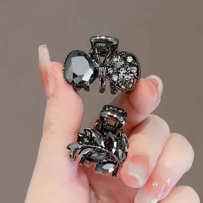 Obsidian Crystal Bow Shark Clip for Women