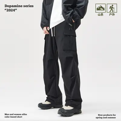 Men Mountain Style Pleated Cargo Pants Large Pockets Brown