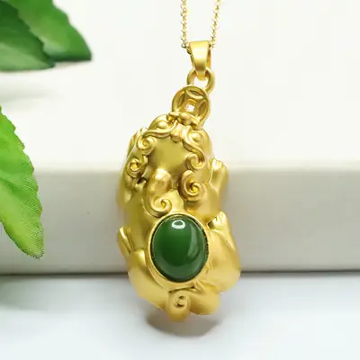 Golden Pixiu Jade Pendant Necklace for Women