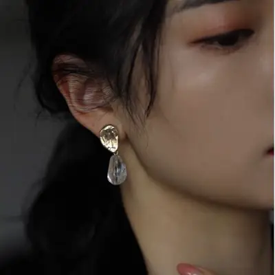Natural White Crystal Earrings 925 Silver Retro Style