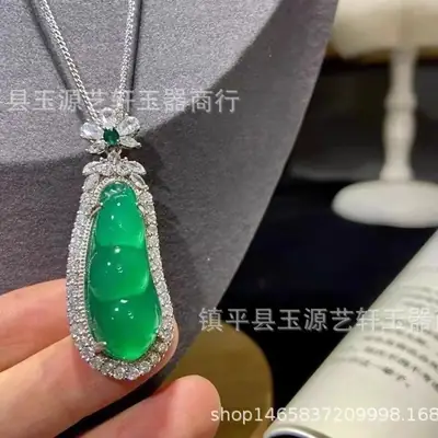 Natural Ice Chalcedony Pendant Necklace Full Green Agate Comparable to Emerald