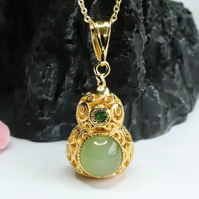 Guan Yu Jade Pendant Necklace with Jasper Gourd Design