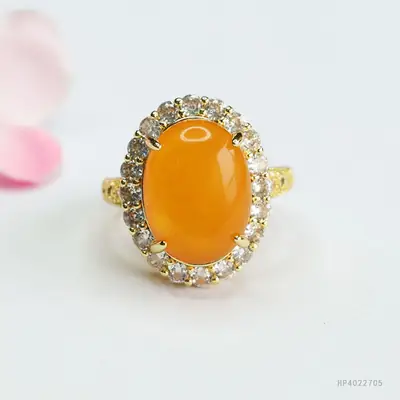 Guan Yu Natural Amber Ring Full of Honey Old Beeswax Finger Ring Light Luxury