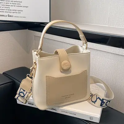 Women's Beige Crossbody Shoulder Bag 2025 Spring New