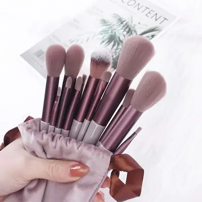 13-piece Green Makeup Brush Set for Beginners with Storage Bag