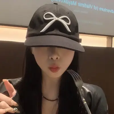 Women Baseball Cap with Bowknot Embroidery Large Brim