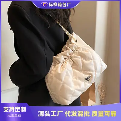 Black Rhombus Chain Shoulder Bag for Women