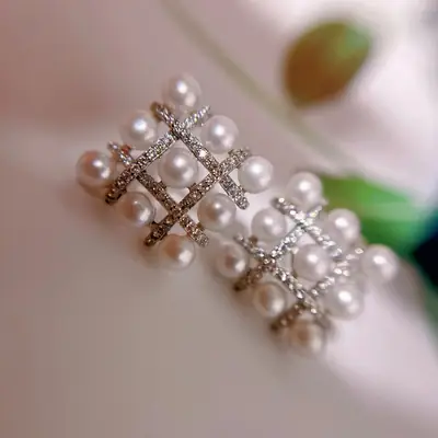S925 Sterling Silver Pearl Earrings Middle Style