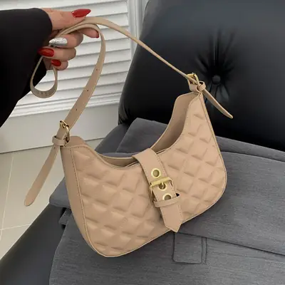 Black Rhombus Embroidery Shoulder Bag for Women