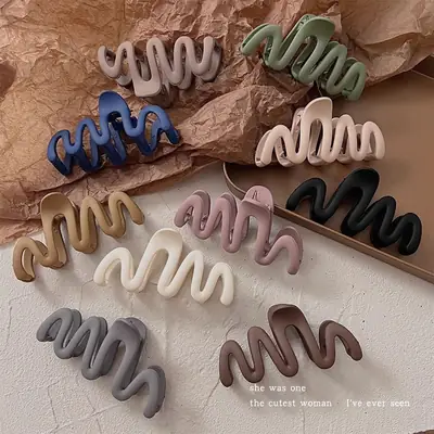 High-Grade Wave Shark Hair Clip for Women