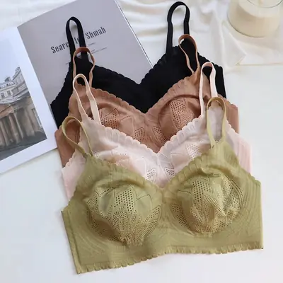 Summer lightweight seamless breathable underwear big chest small comfortable push up breast collection without steel ring lace latex bra