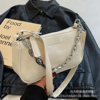 Black Chain Shoulder Bag for Women 2026