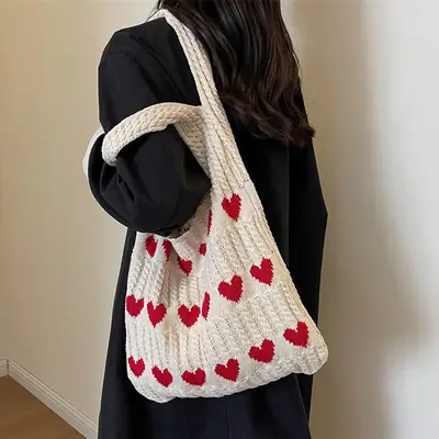 Heart-Shaped Knitted Women's Shoulder Bag