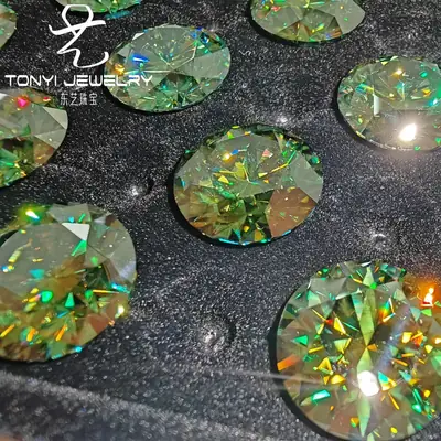 Moissanite Green Heart Earrings 5mm-11mm