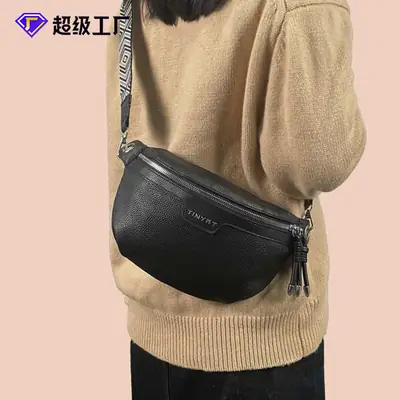 Black TINYAT Fashion Chest Bag with Keys & Wallet