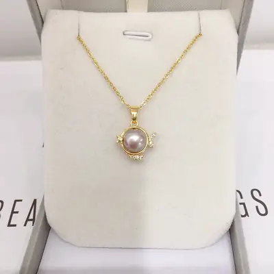 Zhuji Shanxiahu Pearl Pendant Necklace White Gold Fish Design