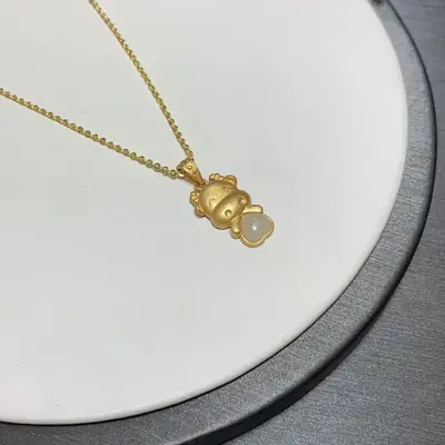 Gold Heart Ox Necklace for Men Women New Year Clavicle Chain